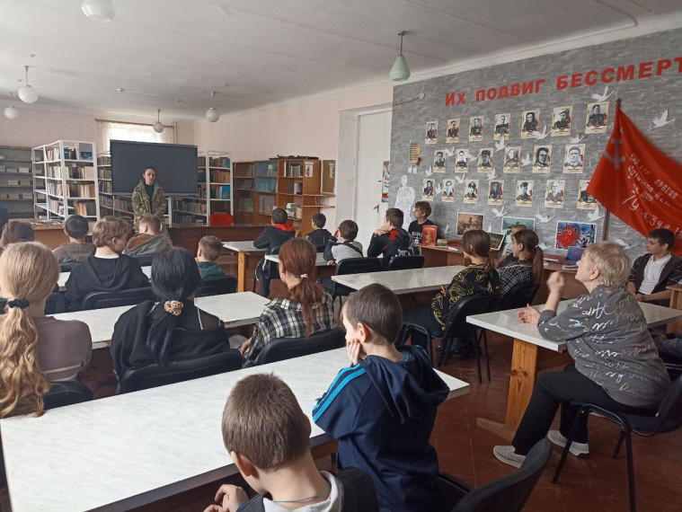 Профилактическая беседа инспектора ПДН.